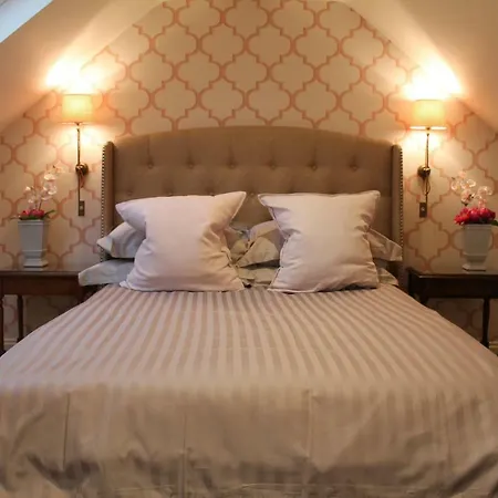 Apartment Granny's Attic At Cliff House Farm Cottages, *