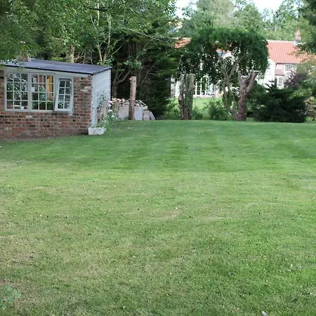 Granny's Attic At Cliff House Farm Cottages, Whitby
